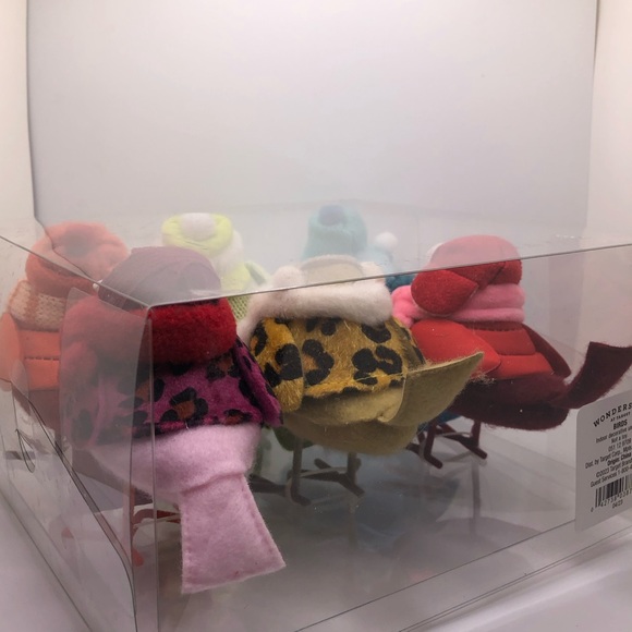 2023 Featherly Friends: Flock of 6 mini, colorful birds (Wondershop Targ… - Picture 8 of 8